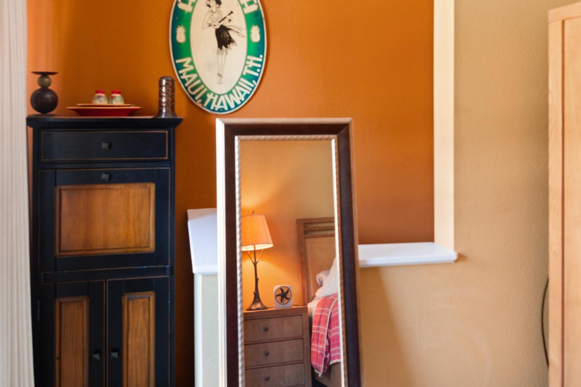 Studio With Mini Kitchen, Pool And Bbq, Pre-Renovation Summer Sale Kihei Exterior photo